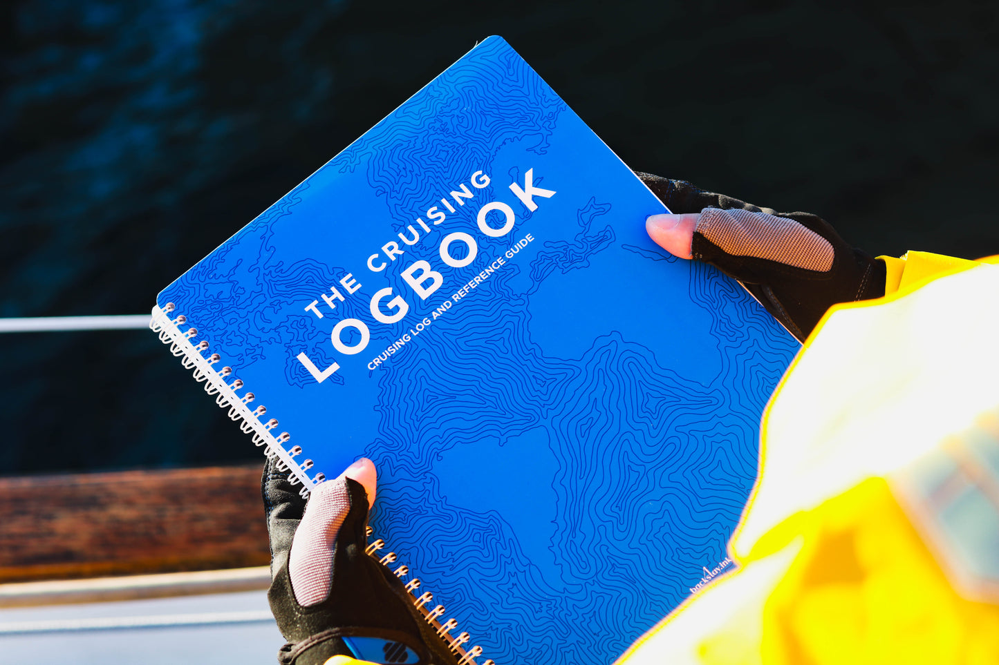 The Cruising Logbook - Cruising Log and Reference Guide