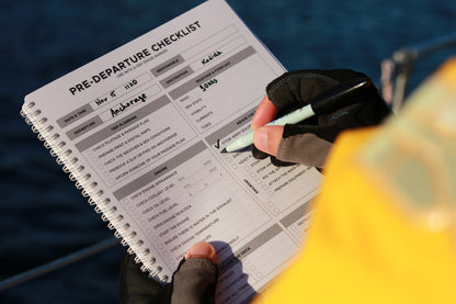 The Cruising Logbook - Cruising Log and Reference Guide